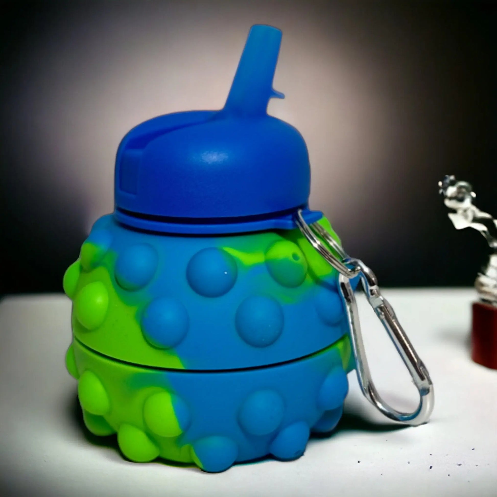 Gourde Pop it bleu - L'artisan Solitaire